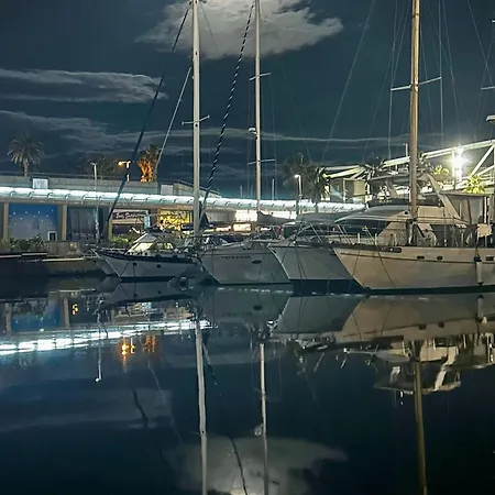 Cozy Boat In Barcelona & Ac & Wifi & Parking Sant Adria de Besos