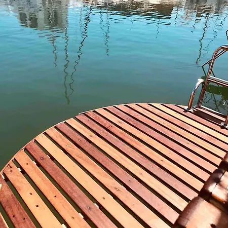 Ботель Cozy Boat In Barcelona & Ac & Wifi & Parking