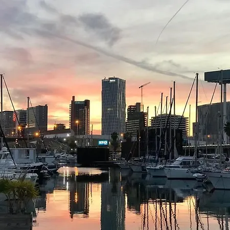 Cozy Boat In Barcelona & Ac & Wifi & Parking *