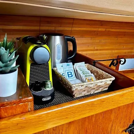 Cozy Boat In Barcelona & Ac & Wifi & Parking Ботель *